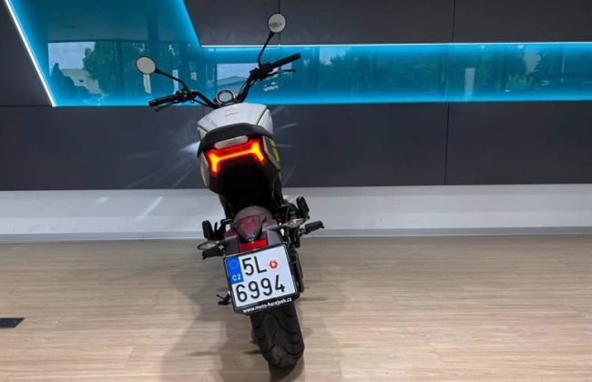 cfmoto 300cl x zadni pohled 1 cfmoto 300cl x zadni pohled 1