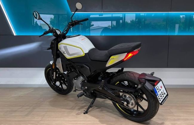 cfmoto 300cl x zadni pohled 2 cfmoto 300cl x zadni pohled 2