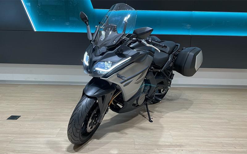 cfmoto 650gt premium sediva 5