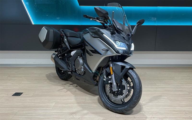 cfmoto 650gt premium sediva 7