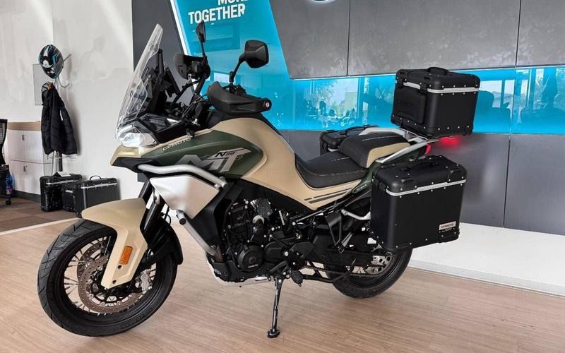 cfmoto mt touring pohled zleva