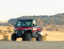 cfmoto gladiator u10 highland stojici na poli