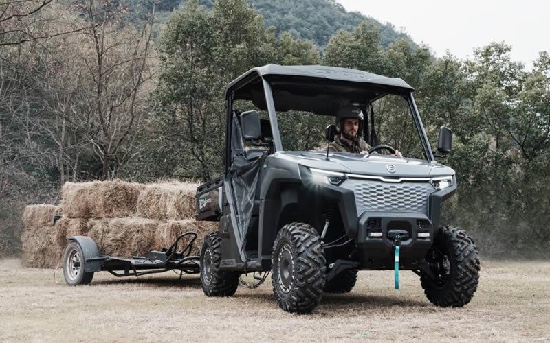 cfmoto gladiator u6 ev s privesem
