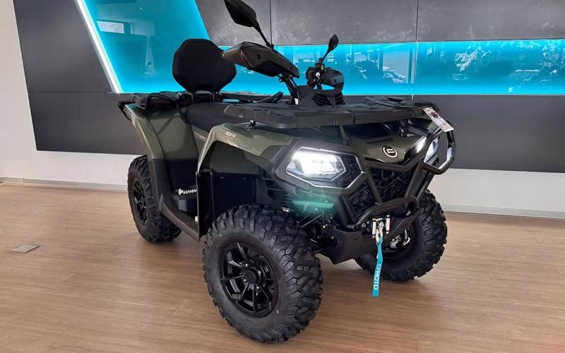 cfmoto gldiator x520 a predni bocni pohled