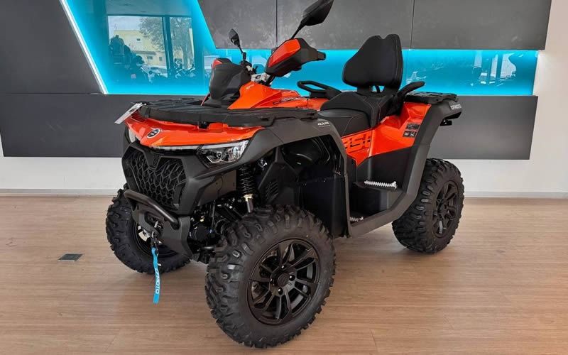 cfmoto gladiator x850 predni bocni pohled