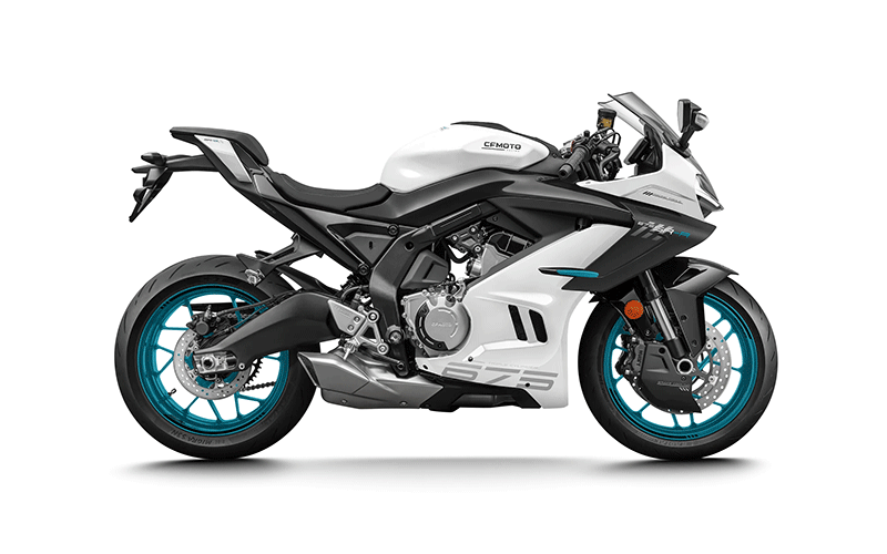cfmotosr r detail bocni pohled cfmotosr r detail bocni pohled