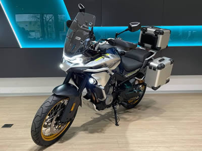 CFMOTO 800MT Touring