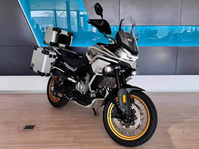 CFMOTO 800MT Touring